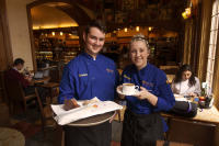 Food Servers / CIA 